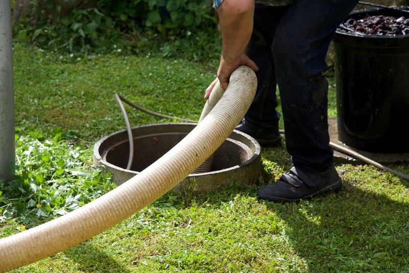 Septic-Tank-Cleaning-Southcenter-WA